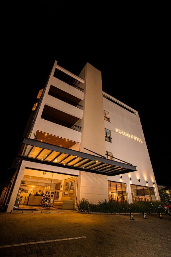 אמפארו Prado Hotel מראה חיצוני תמונה